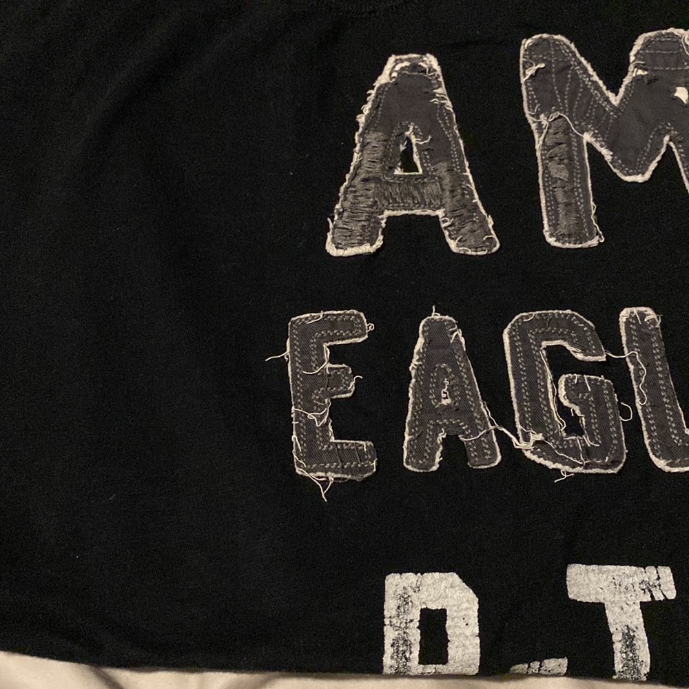 Men’s American Eagle tshirt athletic fit